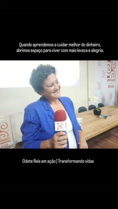 💙 Quando aprendemos a lidar melhor com o dinheiro, ganhamos mais do que organização financeira.
Ganhamos leveza para escolher, clareza para decidir e alegria para viver com mais equilíbrio.
Educação financeira é sobre dinheiro, sim.
Mas também é sobre liberdade, consciência e qualidade de vida.
Que alegria levar essa mensagem para tantas pessoas! 💙
#OdeteReis #EducaçãoFinanceira #PalestrasCorporativas #EscolhasConscientes #SimParaSeuDinheiro