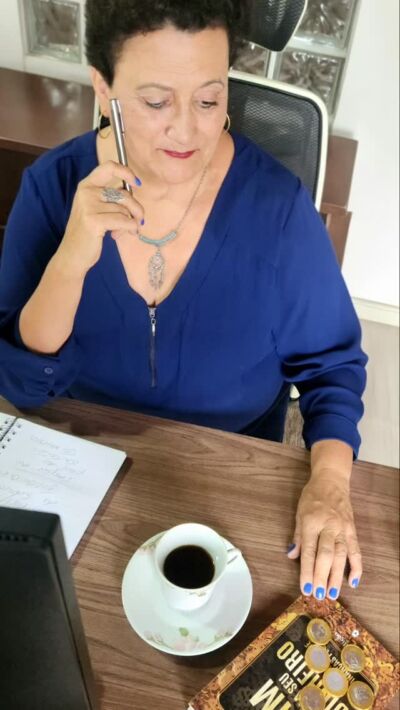 ✨ Bastidores por aqui

Mesmo após alguns dias de pausa, sigo: organizando ideias, estruturando projetos e preparando novidades com cuidado e intenção.

📚 Educação financeira é constância, consciência e propósito.

💛 Vem coisa boa por aí.

#OdeteReis #SIMParaSeuDinheiro #EducaçãoFinanceira #ConsciênciaFinanceira PlanejamentoFinanceiro