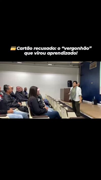 💳 Você já passou um “vergonhão” com o seu cartão de crédito?

Eu passei! Fui pagar o hotel e o cartão foi recusado. Naquele momento, fiquei surpresa e constrangida, mas logo descobri o motivo: antes de viajar, eu havia reduzido o limite por segurança e me esqueci de aumentá-lo novamente.

O cartão de crédito pode ser um grande aliado, mas precisa ser usado com organização e consciência. Para evitar sustos:

✅ Acompanhe o limite disponível antes de fazer compras ou viajar.
✅ Confira a fatura regularmente.
✅ Não comprometa um valor maior do que poderá pagar integralmente no vencimento.
✅ Ajuste o limite de acordo com a sua realidade financeira.
✅ Evite enxergar o cartão como uma extensão da sua renda.

Ter orgulho da forma como você utiliza o cartão não significa nunca cometer erros. Significa aprender, organizar-se e fazer escolhas conscientes.

Use o cartão a seu favor — e não permita que ele controle a sua vida financeira.

E você, já passou algum “vergonhão” com o cartão de crédito? Conte aqui nos comentários!

#OdeteReis
#EducaçãoFinanceira #CartãoDeCrédito #FinançasPessoais #PlanejamentoFinanceiro